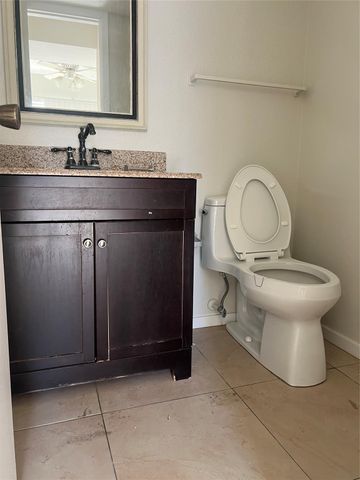 6111 Beverly Hill Street 78, Houston, TX 77057