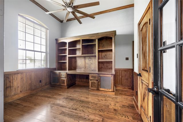 1501 Willow Tree Drive, Fort Worth, TX 76052