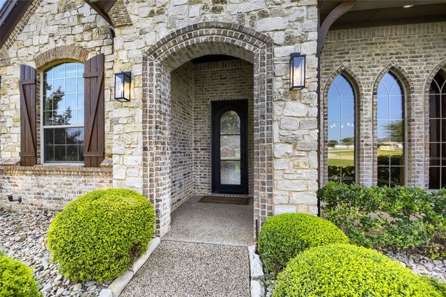 1501 Willow Tree Drive, Fort Worth, TX 76052