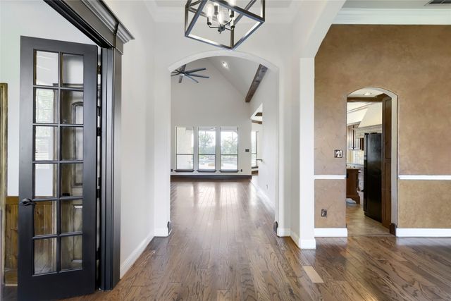 1501 Willow Tree Drive, Fort Worth, TX 76052
