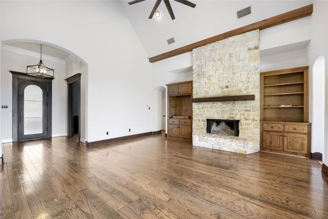 1501 Willow Tree Drive, Fort Worth, TX 76052