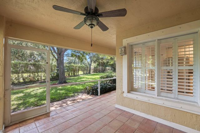 1000 Arezzo Circle, Boynton Beach, FL 33436