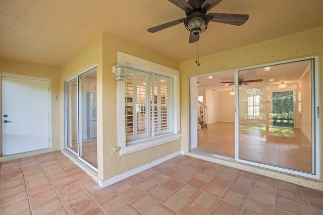 1000 Arezzo Circle, Boynton Beach, FL 33436