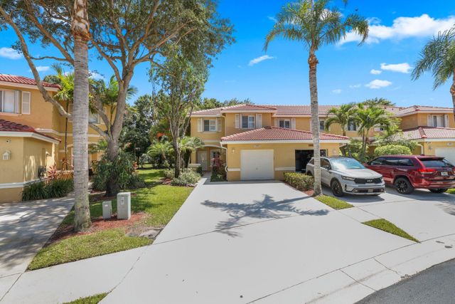 1000 Arezzo Circle, Boynton Beach, FL 33436
