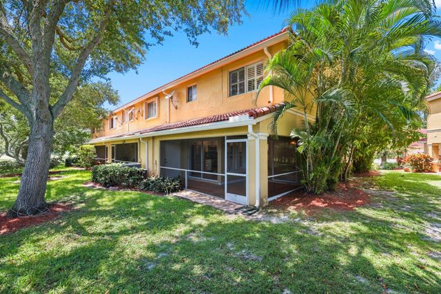 1000 Arezzo Circle, Boynton Beach, FL 33436