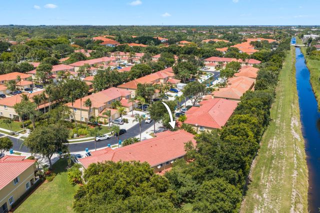 1000 Arezzo Circle, Boynton Beach, FL 33436