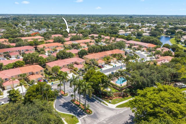 1000 Arezzo Circle, Boynton Beach, FL 33436