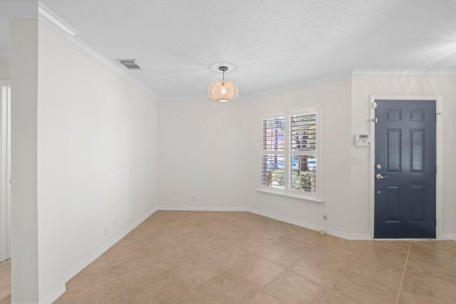 1000 Arezzo Circle, Boynton Beach, FL 33436