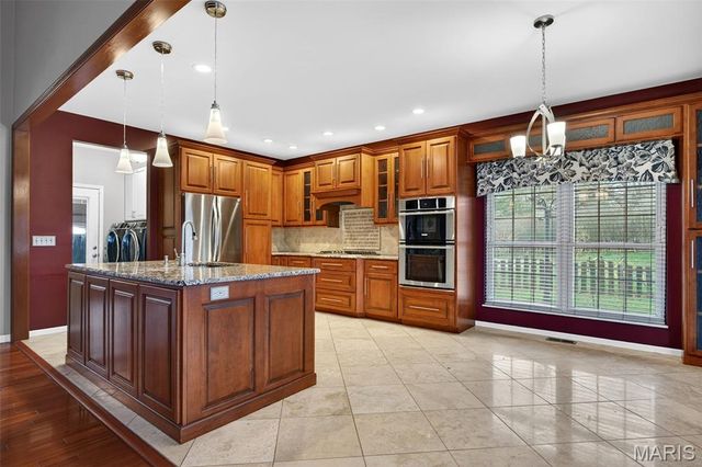 4 Haywood Court, St Charles, MO 63303