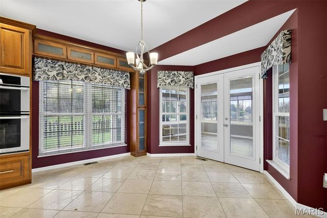 4 Haywood Court, St Charles, MO 63303