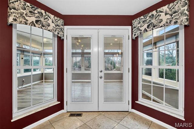 4 Haywood Court, St Charles, MO 63303