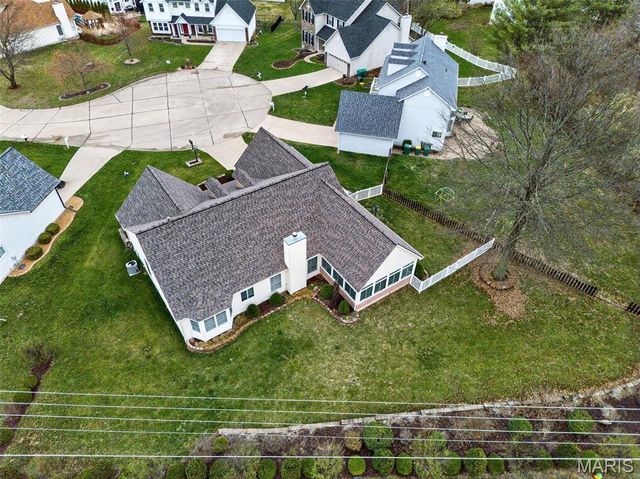 4 Haywood Court, St Charles, MO 63303