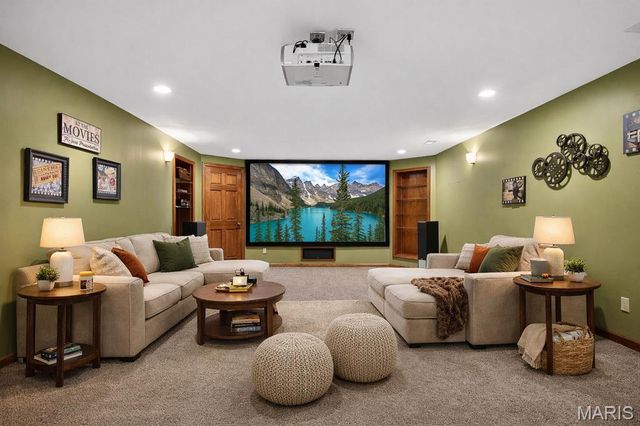 4 Haywood Court, St Charles, MO 63303