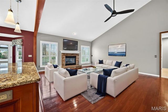 4 Haywood Court, St Charles, MO 63303