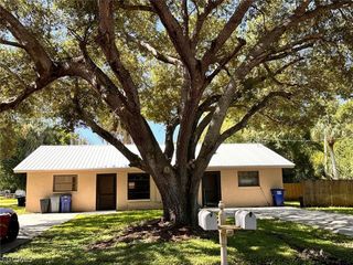 16361 Teresa LN, North Fort Myers, FL 33917