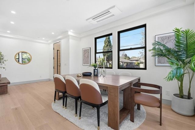 606 W Mc Kinley Avenue, Sunnyvale, CA 94086