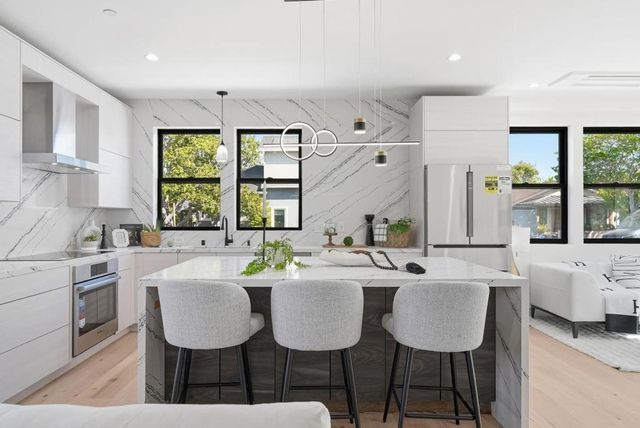 606 W Mc Kinley Avenue, Sunnyvale, CA 94086