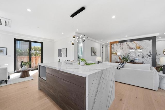 606 W Mc Kinley Avenue, Sunnyvale, CA 94086