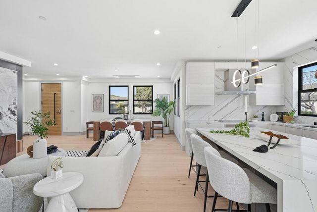 606 W Mc Kinley Avenue, Sunnyvale, CA 94086