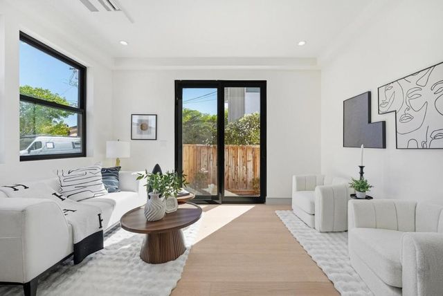 606 W Mc Kinley Avenue, Sunnyvale, CA 94086