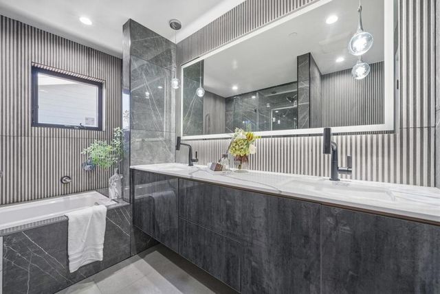 606 W Mc Kinley Avenue, Sunnyvale, CA 94086