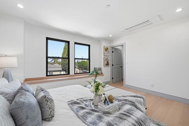 606 W Mc Kinley Avenue, Sunnyvale, CA 94086