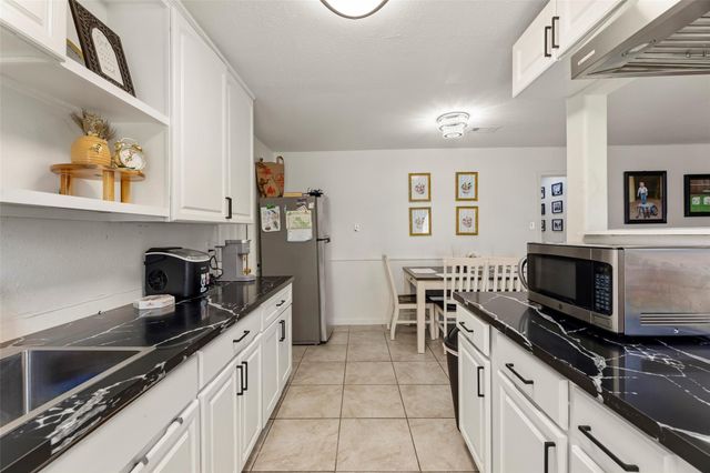 12127 Glenhollow Drive, Houston, TX 77048