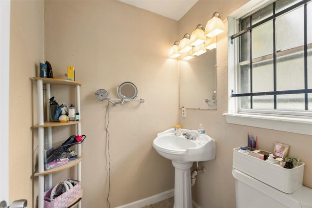 12127 Glenhollow Drive, Houston, TX 77048