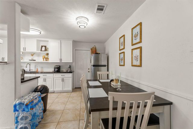 12127 Glenhollow Drive, Houston, TX 77048