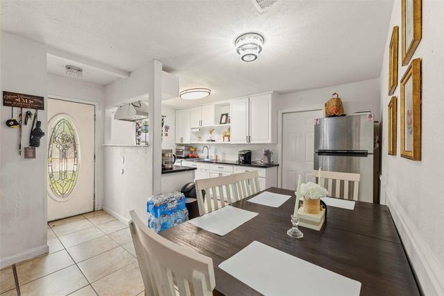 12127 Glenhollow Drive, Houston, TX 77048