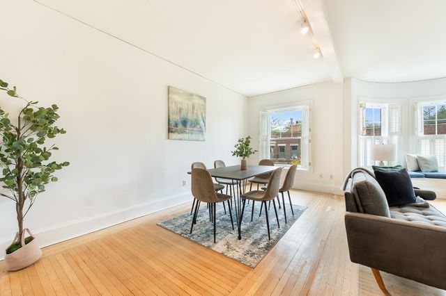 41 Carlton St 3, Brookline, MA 02446