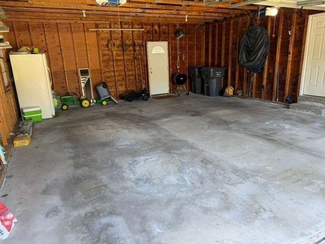 91 Pleasant St, Northborough, MA 01532