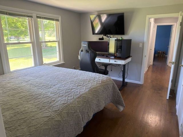 91 Pleasant St, Northborough, MA 01532