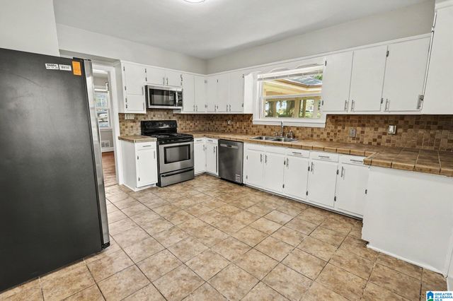 771 HEFLIN AVENUE E, Birmingham, AL 35214