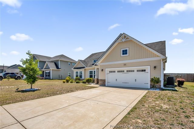 3221 Hunting Lodge Road, Fayetteville, NC 28306