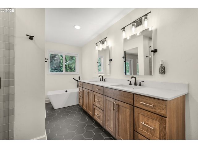 8250 Sw 191ST Ave, Beaverton, OR 97007
