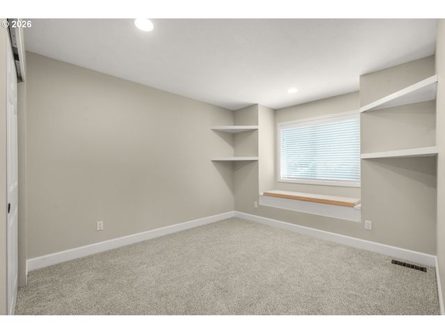 8250 Sw 191ST Ave, Beaverton, OR 97007