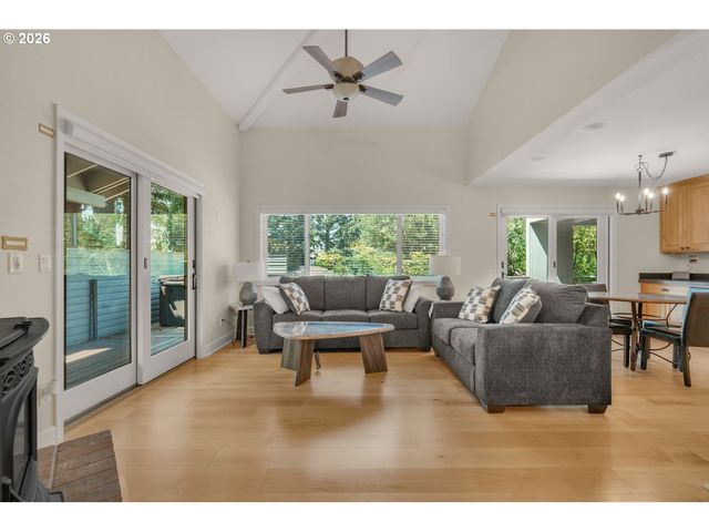 8250 Sw 191ST Ave, Beaverton, OR 97007