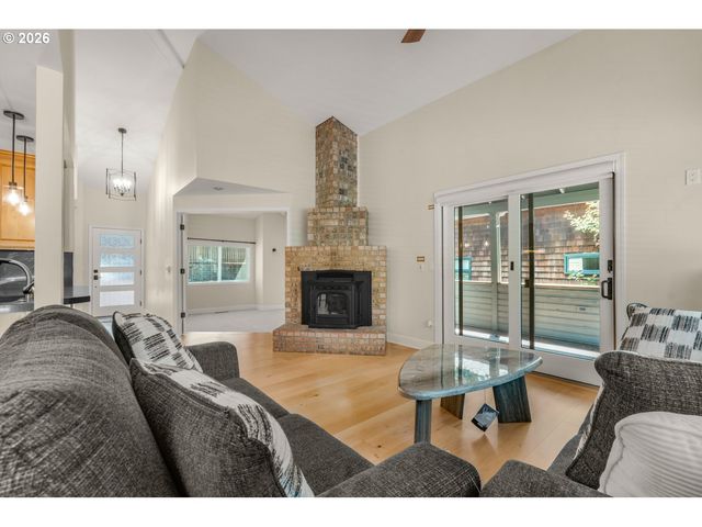 8250 Sw 191ST Ave, Beaverton, OR 97007