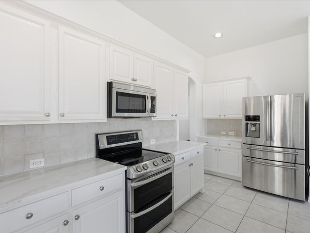 424 Shady Shore Lane, Crowley, TX 76036