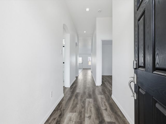 424 Shady Shore Lane, Crowley, TX 76036