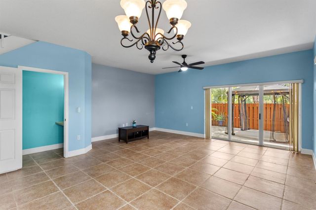 1216 NW 100TH Avenue, Pembroke Pines, FL 33024