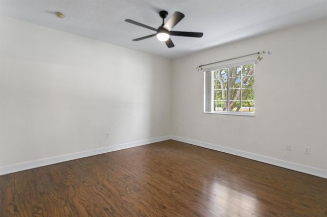 1216 NW 100TH Avenue, Pembroke Pines, FL 33024