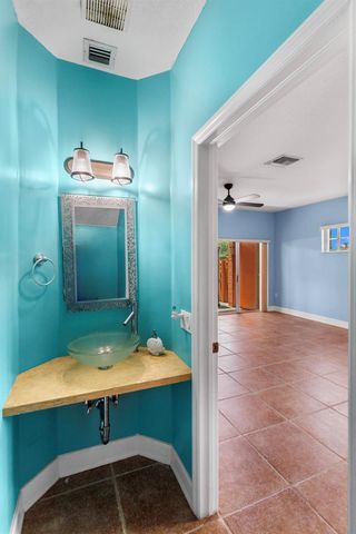 1216 NW 100TH Avenue, Pembroke Pines, FL 33024