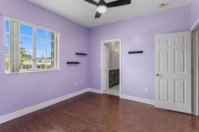 1216 NW 100TH Avenue, Pembroke Pines, FL 33024