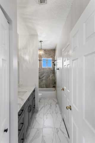1216 NW 100TH Avenue, Pembroke Pines, FL 33024