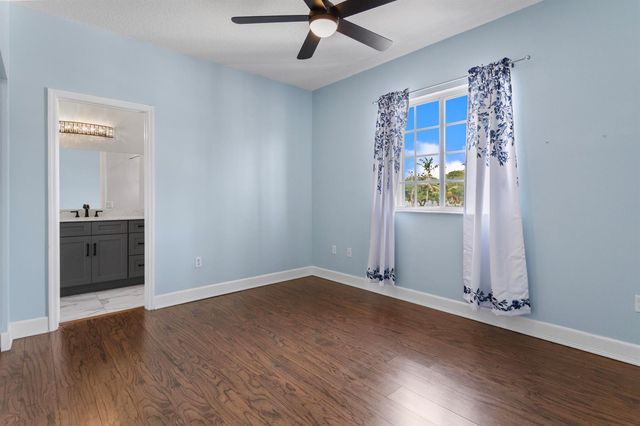 1216 NW 100TH Avenue, Pembroke Pines, FL 33024