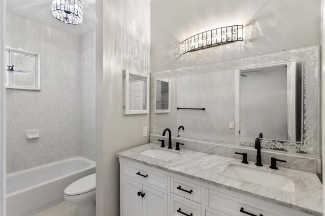 1216 NW 100TH Avenue, Pembroke Pines, FL 33024