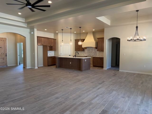 785 Basha Arc, Las Cruces, NM 88005