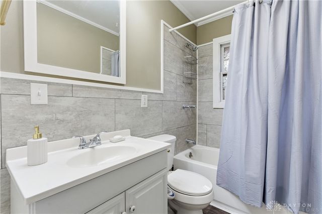 610 Portage Path, Springfield, OH 45506